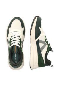 Gröna och vita sneakers i mesh och mocka, med en texturerad design, gummisulor och kontrasterande detaljer. Storlek 42.