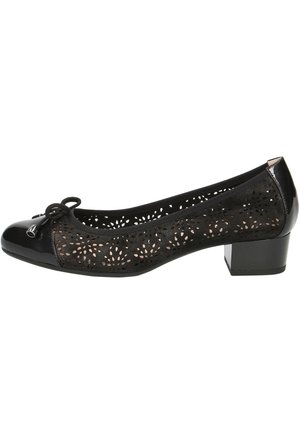 Pumps - black comb