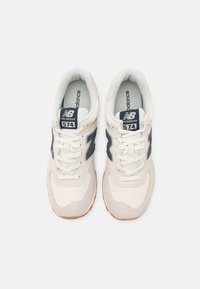 New Balance 574 UNISEX - Sneakers - off-white/dark blue
