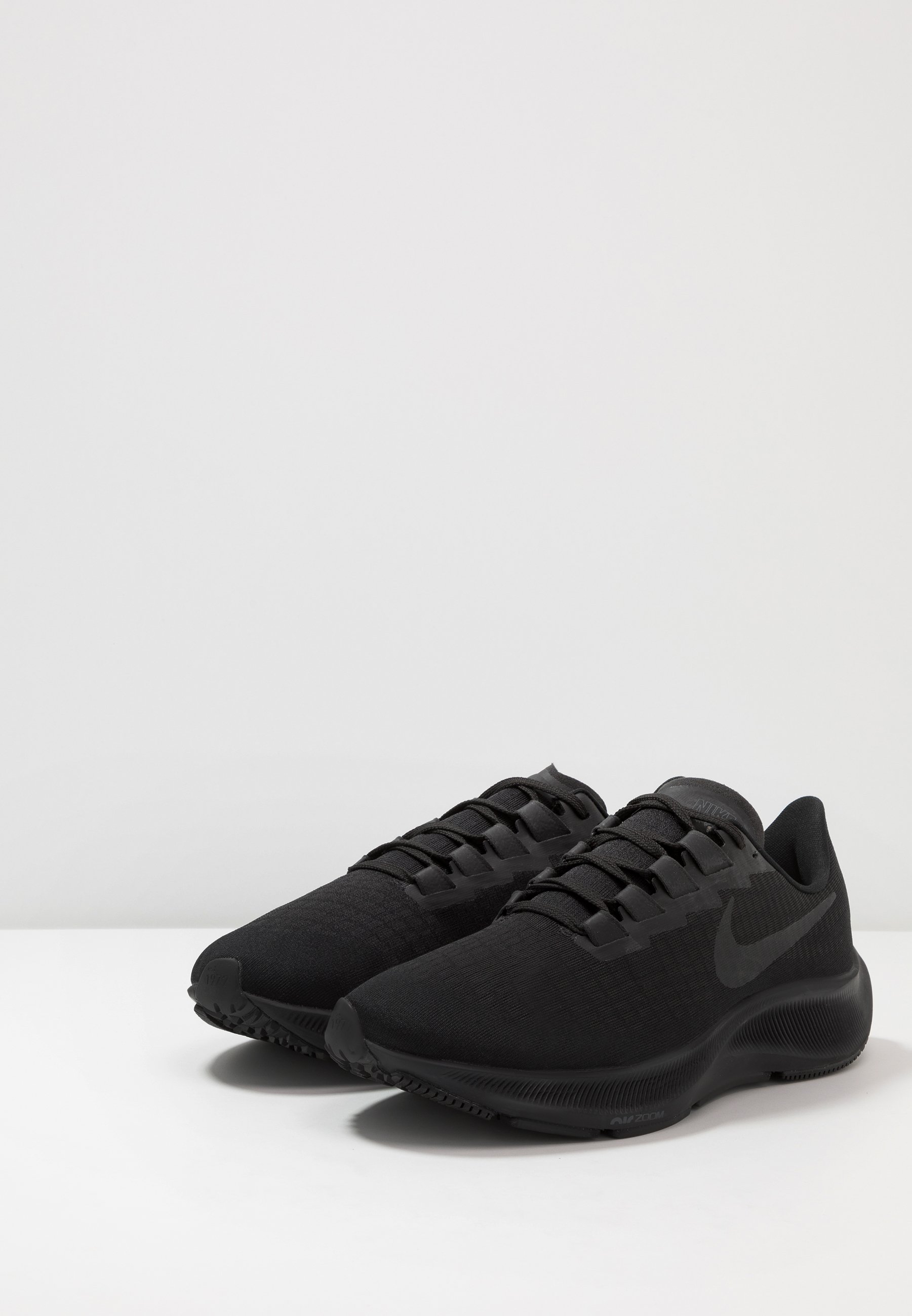 air zoom pegasus black