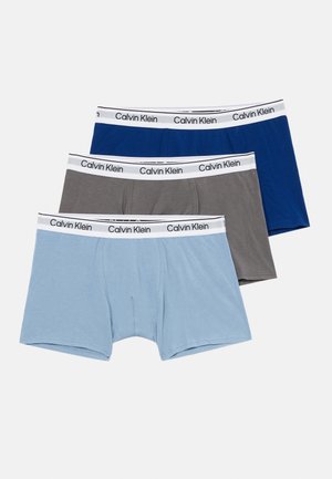 Boxer briefs set in blauw, grijs en lichtblauw katoenmix. Voorzien van een merkgebonden witte elastische tailleband met contrasterende zwarte tekst.