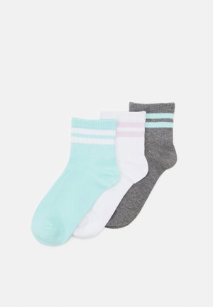 CROPPED CREW 3 PACK - Socks - white