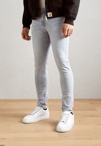 Scotch & Soda - SKIM - Oprijete (skinny) kavbojke - freshen up Miniaturna slika 1