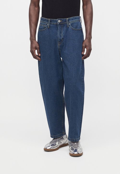 Jack & Jones JJIDAN JJCREW - Blugi loose fit - BLUE DENIM