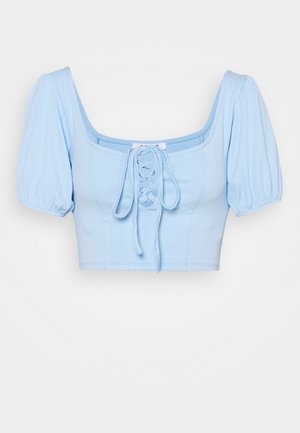 CROP WITH LACE UP KEYHOLE FRONT - Camiseta estampada - light blue