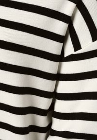 comma Strickpullover - schwarz ecru