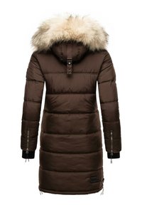 Bruine pufferjas met een faux fur capuchon. Heeft een medium-lengte ontwerp, ritszakken aan de zijkant, elastische manchetten en horizontale gestikte naden.
