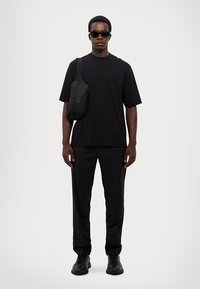 Filippa K MOCK NECK TEE - Βασικό μπλουζάκι - black