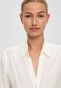 s.Oliver Bluse - ecru