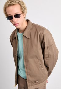 Dickies LINED EISENHOWER JACKET - Lengva striukė - mushroom