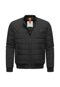 Czarna pikowana kurtka bomberka z zamkiem błyskawicznym, ściągaczami na mankietach i kołnierzu. Posiada wewnętrzną metkę oraz małe logo na piersi.