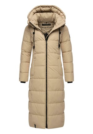 Lang beige pufferjakke med hætte, med en frontlynlås, to sidelommer og elastiske manchetter. Tekstureret quilted design.