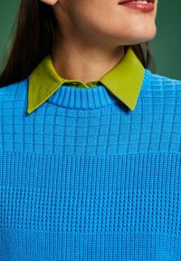 Esprit Stickad tröja - blue