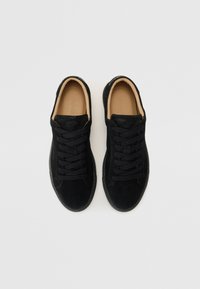 Les Deux TEDDY - Sporta apavi - black