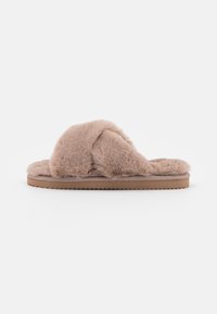 Unselected, taupe