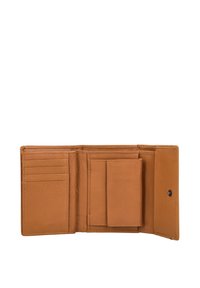 Skórzany portfel w odcieniu brązowym z teksturowanym wykończeniem, z kieszonkami na karty, dużą przegródką i zapięciem na zatrzask. Prosty, funkcjonalny design.