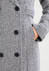 mint&berry Abrigo clásico - grey
