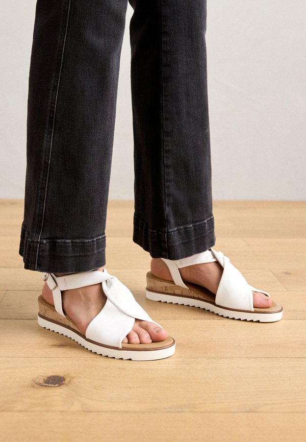Wedge sandals - weiss kork offwhi4
