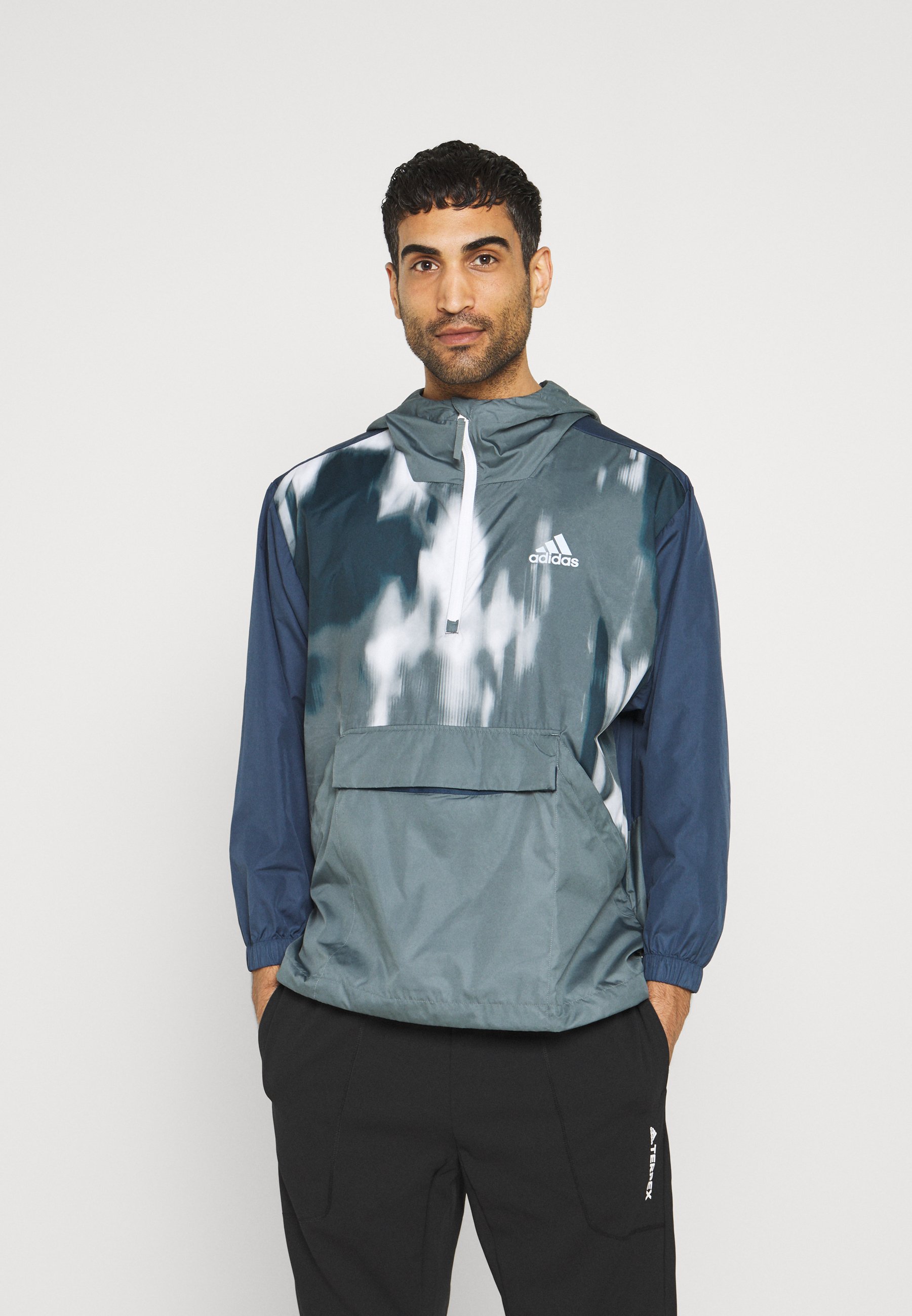 adidas Performance BACK TO SPORT WIND.RDY ANORAK - Chaqueta outdoor - crew  navy/blue oxide/azul marino - Zalando.es