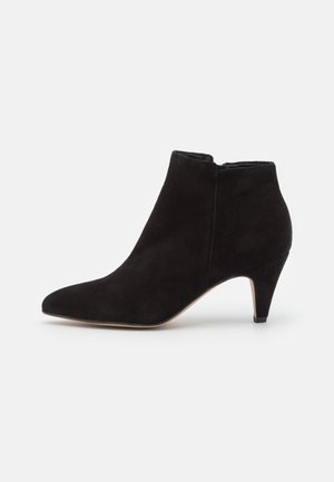 Enkelkaarsjes - black