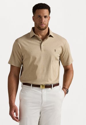 - Koszulka polo