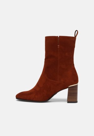 Bottines - cognac