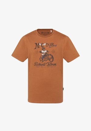 T-shirt marron rouille avec un graphisme vintage représentant un motard ailé et le texte « Motor Racing Schott Bros. New York City. »