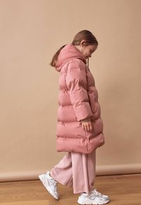 Miniaturna slika 3