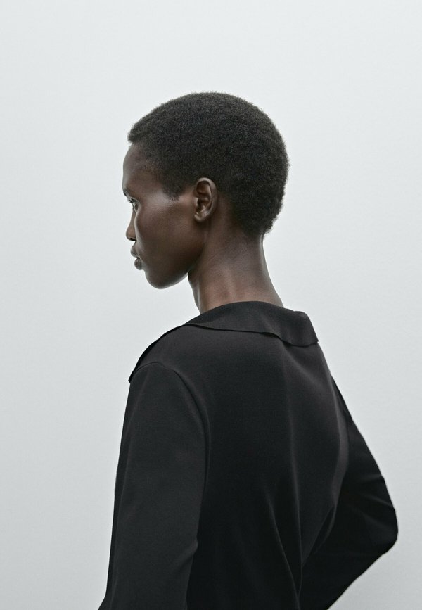 COLLAR DETAIL - Jumper4