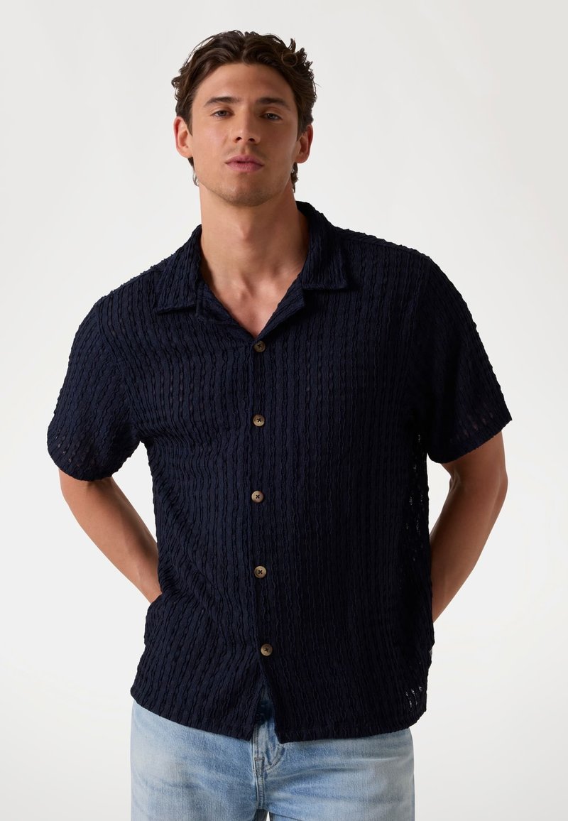 Guess Pluus - dunkelblau