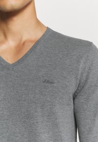 s.Oliver Strickpullover - light grey