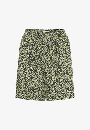Shorts noirs avec un motif floral comprenant des feuilles vertes et de petites fleurs blanches. Ceinture élastique, coupe décontractée, tissu léger.