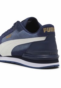 Puma ST RUNNER - Sneakers basse - evening sky-vapor gray-club navy- white