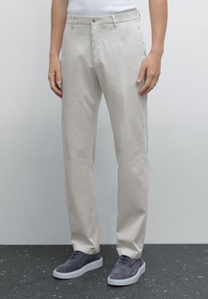 SLIM FIT  - Chinos - off white