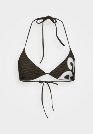 Driekhoek bikini top met zwart en donkerbruin herhalend 'DSQUARED2' tekstpatroon en grote witte 'DS' letters, bevestigd met neklint en ruglinten.