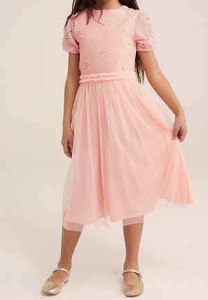 WE Fashion, Robe de soirée - light pink
