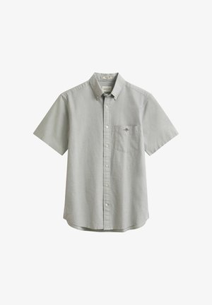Lichtgrijs overhemd met korte mouwen, knoopsluiting, knoopkraag en borstzak met een klein geborduurd logo.