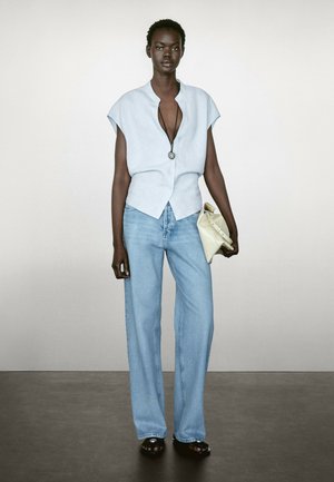 Massimo Dutti FLOWING OPEN NECK - Blouse - light blue