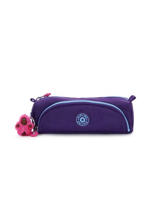 Lila rechteckiges Federmäppchen mit hellblauem Reißverschluss und rundem Kipling-Logo, ausgestattet mit einem kleinen, pinkfarbenen Plüschaffen-Anhänger.