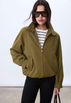 LOOSE-FITTING  - Overgangsjakke - green