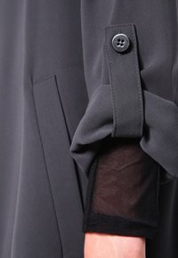 River Island Pitkä takki - grey