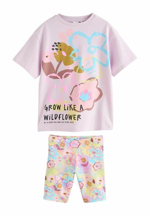 Next, REGULAR FIT - T-SHIRT AND CYCLE SHORTS SET  . - Shorts - lilac purple floral