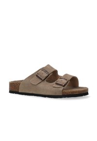 Braune Wildleder-Sandale mit zwei verstellbaren Schnallen. Korkzwischensohle und schwarze Gummisohle. Offenes Design mit einer strukturierten Oberfläche.