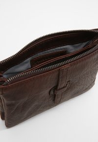 Spikes & Sparrow Across body bag - dark brown - Zalando.ie