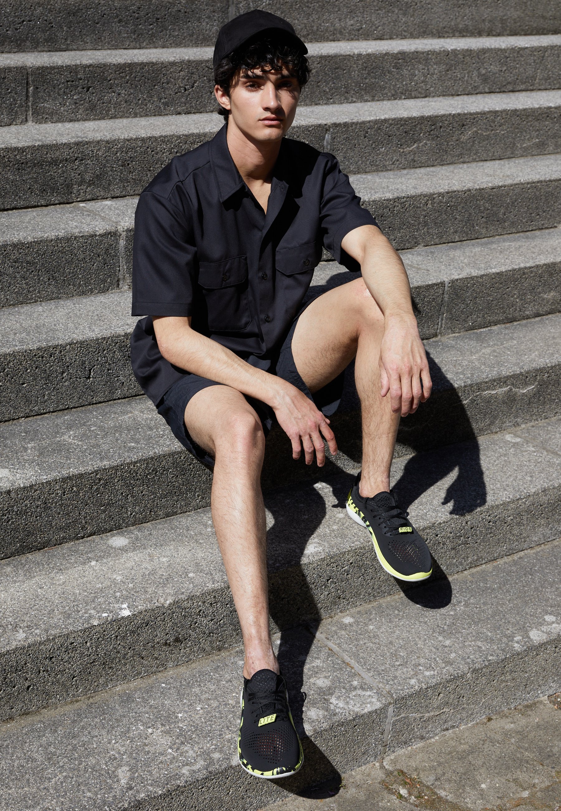 crocs trainers black