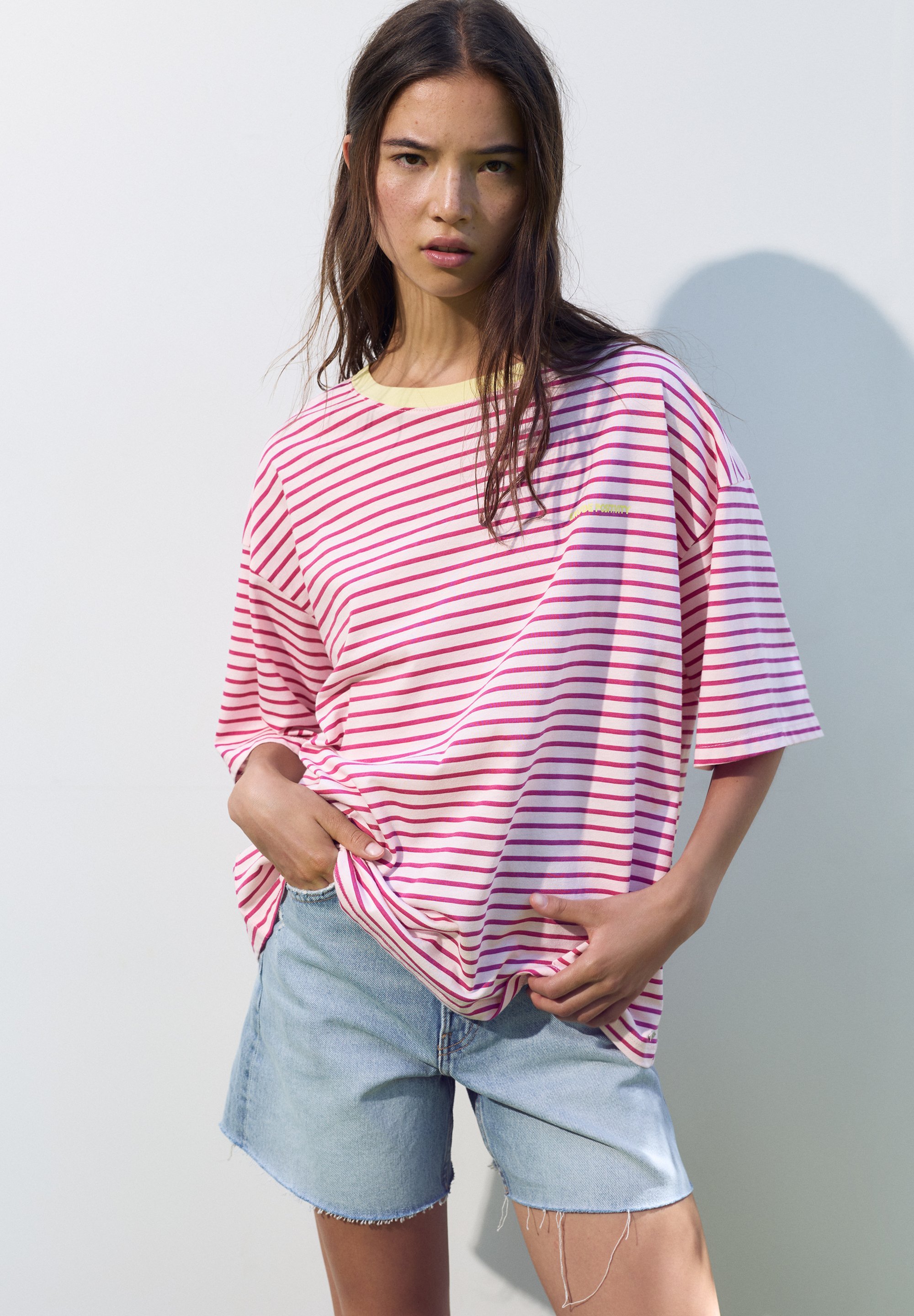 T-shirt Rayé Multicolore Pull&Bear – Homme – Taille L – Occasion TB