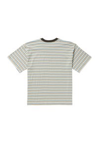 Randig kortärmad t-shirt i ljusa färger med blå, beige och bruna linjer; har en mörkbrun rund halsringning. Mjuk bomullstyg.