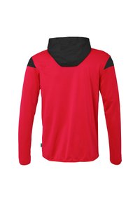 Rød langermet hoodie med sort hætte og skulderaccenter. Glat stof, afslappet pasform og justerbar snor ved hætten.