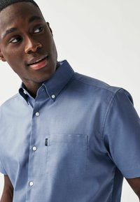 Next BUTTON DOWN OXFORD SHORT SLEEVE - REGULAR FIT - Camisa - cornflower blue
