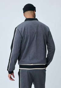 FRILIVIN SET - Survêtement - gris